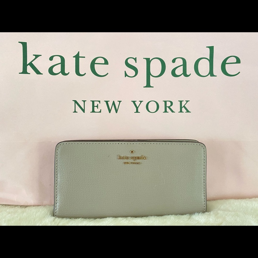 NWT!Kate Spade Staci Saffiano Leather Large Slim Bifold Black